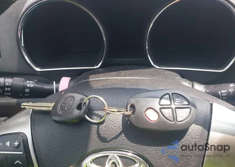 2012 Toyota Highlander Se V6 from USA, damaged, VIN 5TDBK3EHXCS152212